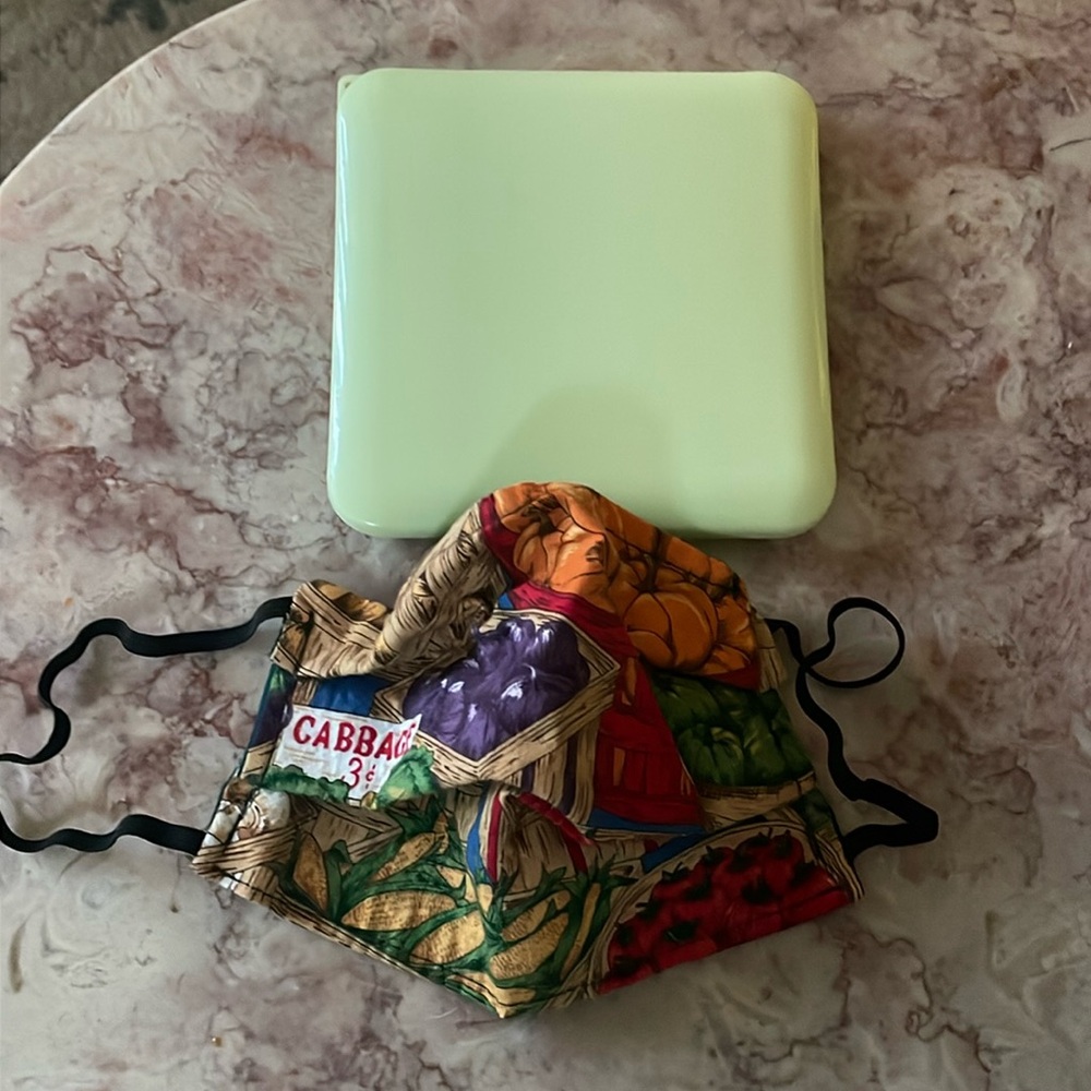 New Without Tags~Handmade Farm Themed Fabric Face Mask W/Plastic Carrying Case
